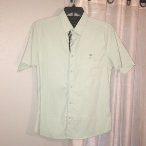 Perfectly Mint Button Up Size Large